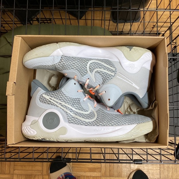 Nike KD Trey 5 IX “Pure Platinum” - Picture 15 of 16